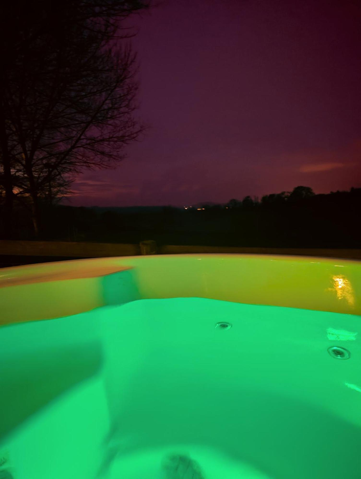 Caplor Glamping&Lodges Hereford Exterior foto